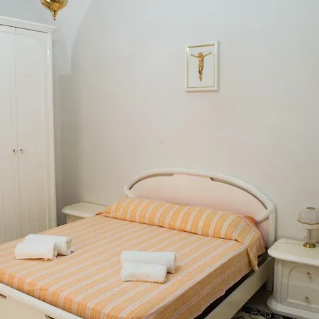 Vakantiehuis Dimora Via Nizza